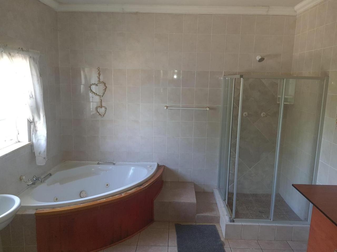 Cynthias Country Farm Stay Hartbeespoort Exteriör bild