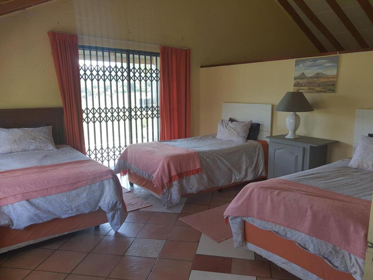 Cynthias Country Farm Stay Hartbeespoort Exteriör bild