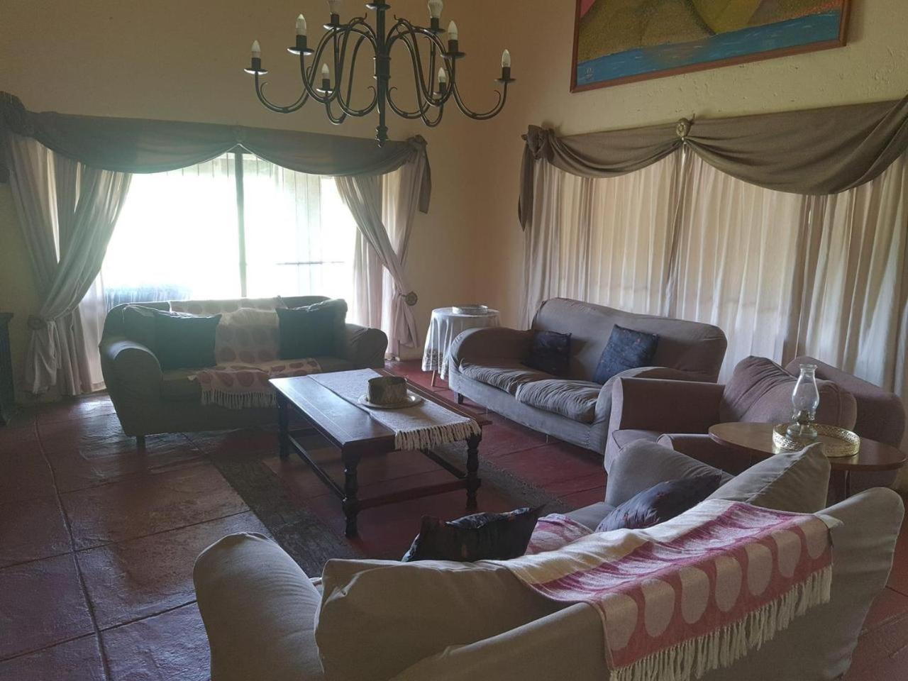 Cynthias Country Farm Stay Hartbeespoort Exteriör bild